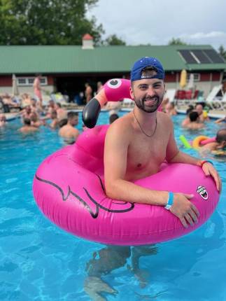 Site 71 &mdash; Pool & Tub