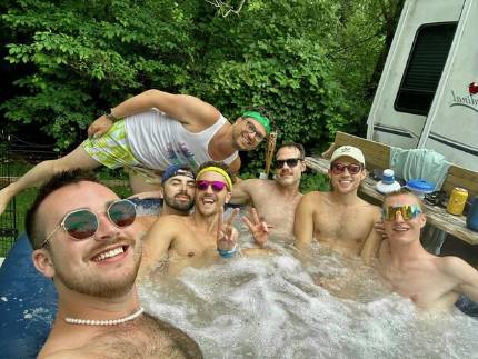 Site 71 &mdash; Pool & Tub