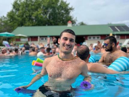 Site 71 &mdash; Pool & Tub